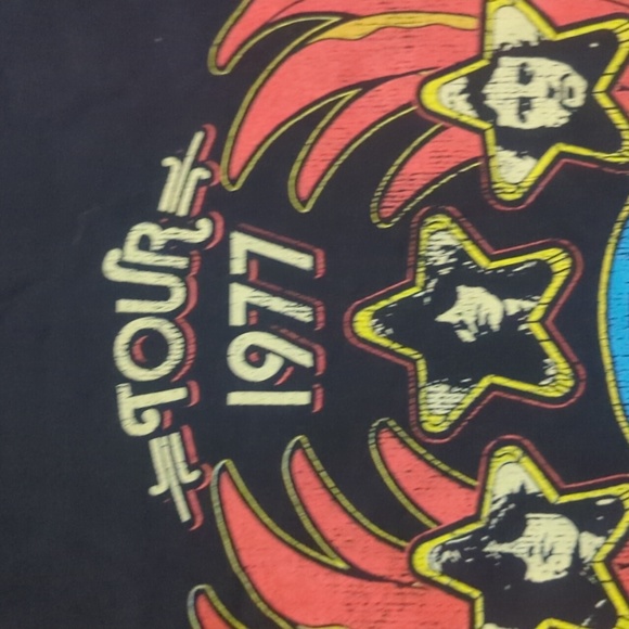 FOREVER 21 Aerosmith 1977 Rock Tour Graphic Tee ~ NWOT - Picture 5 of 9